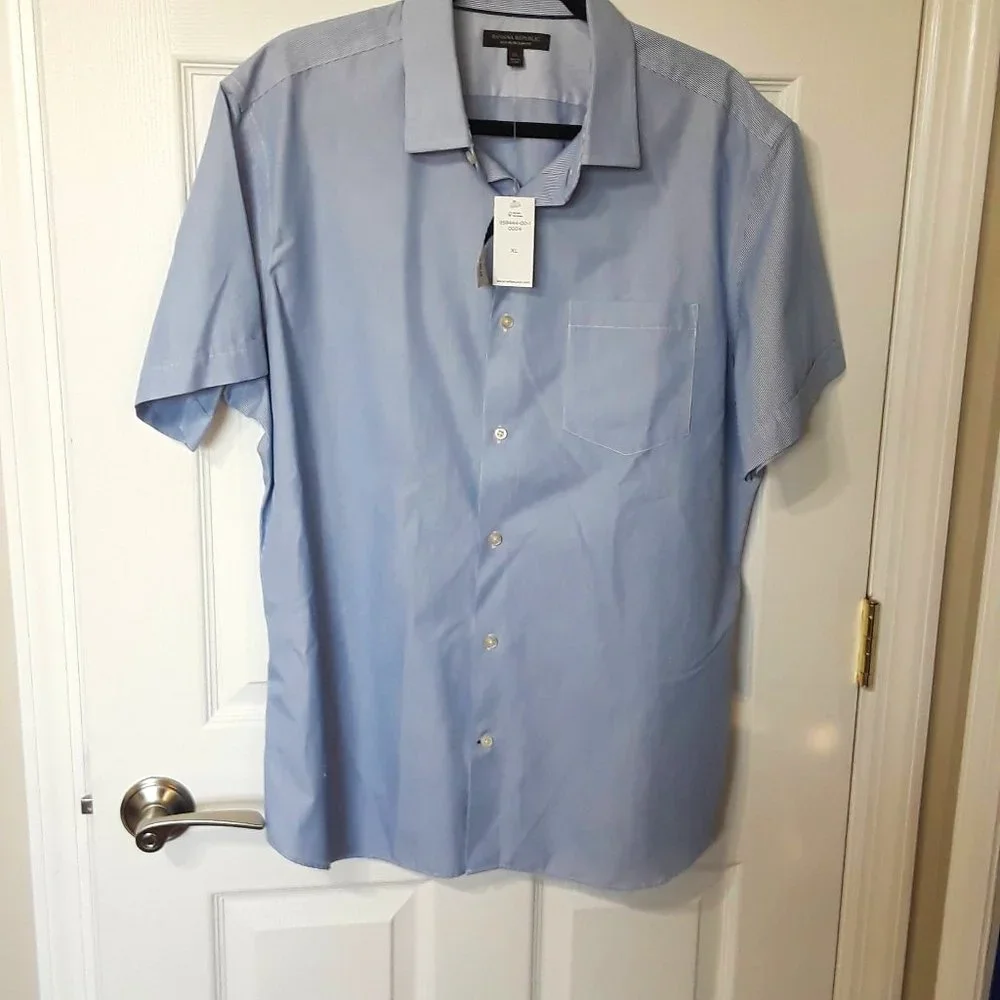 Banana Republic Non Iron Short Sleeve Shirt